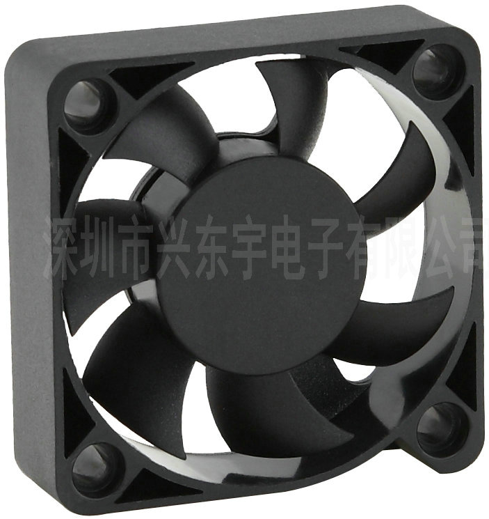 舞臺(tái)燈光散熱風(fēng)扇http://www.meiuhu.com/products-detail.asp?cpid=121